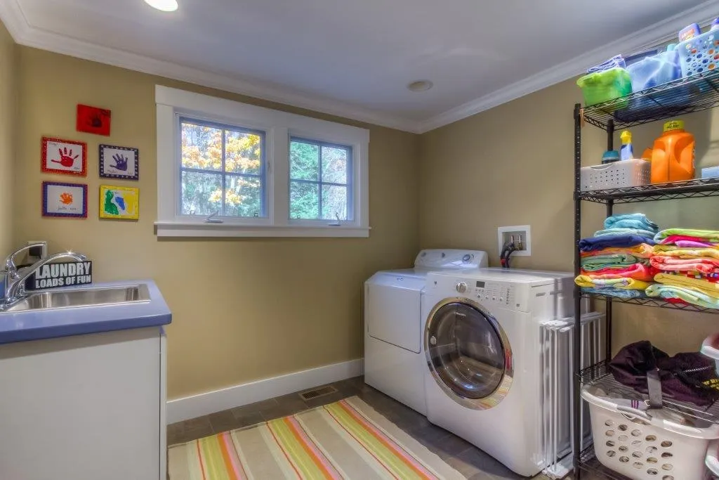 51 Freshet Road Madbury NH 03823