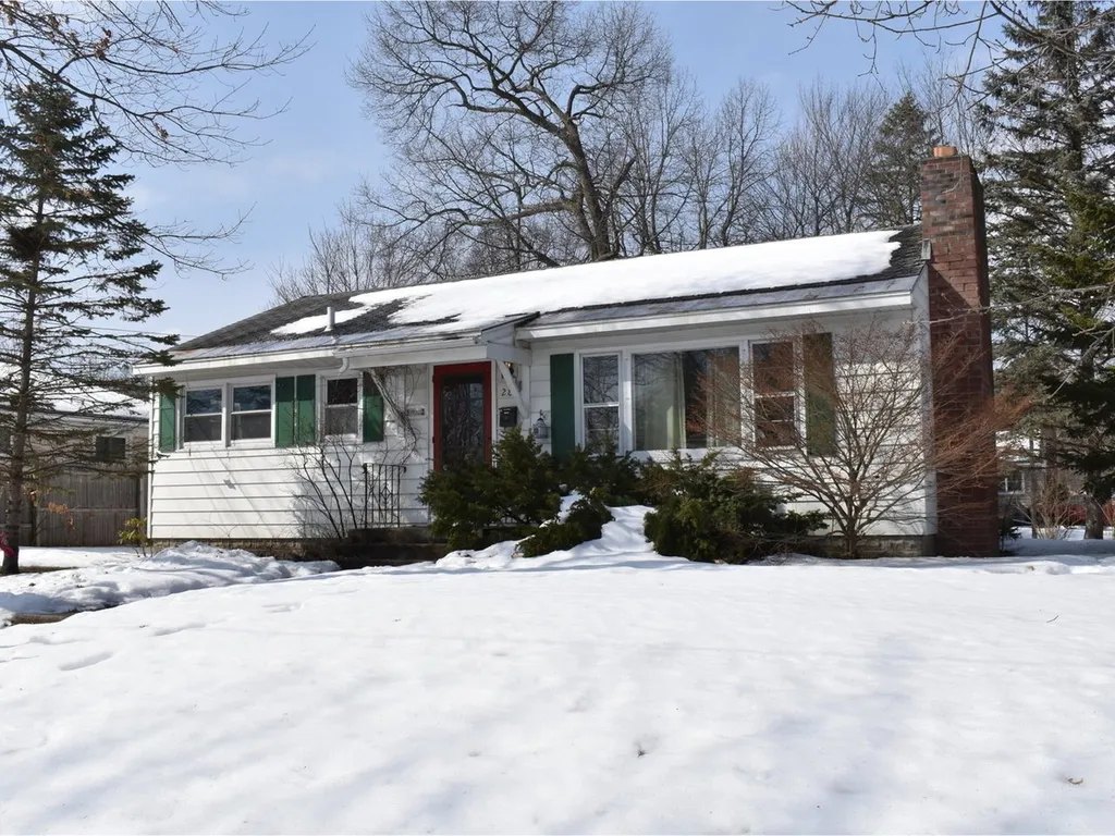 28 Villa Drive Essex VT 05452