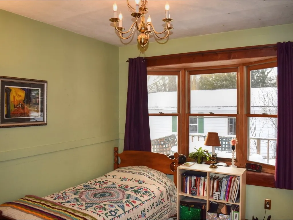 28 Villa Drive Essex VT 05452