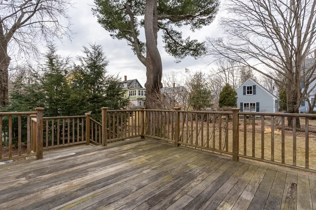 8 Gill Street Exeter NH 03833