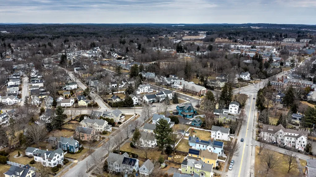 8 Gill Street Exeter NH 03833
