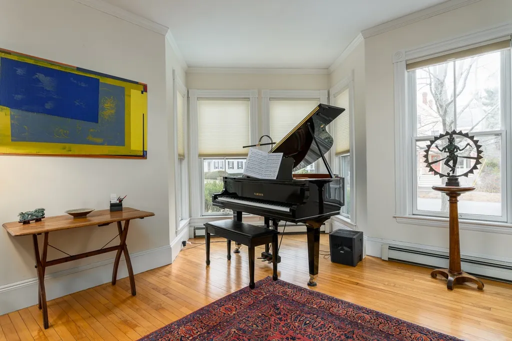 8 Gill Street Exeter NH 03833