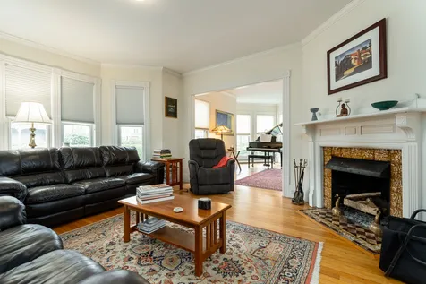 8 Gill Street Exeter NH 03833