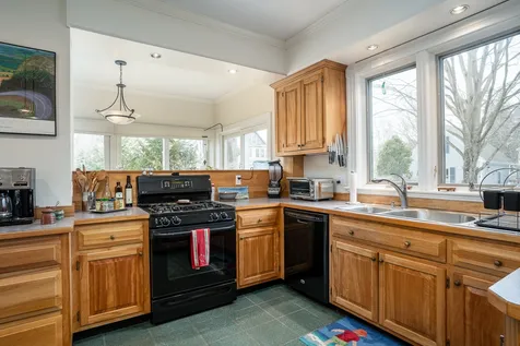 8 Gill Street Exeter NH 03833