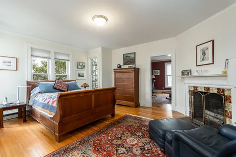 8 Gill Street Exeter NH 03833