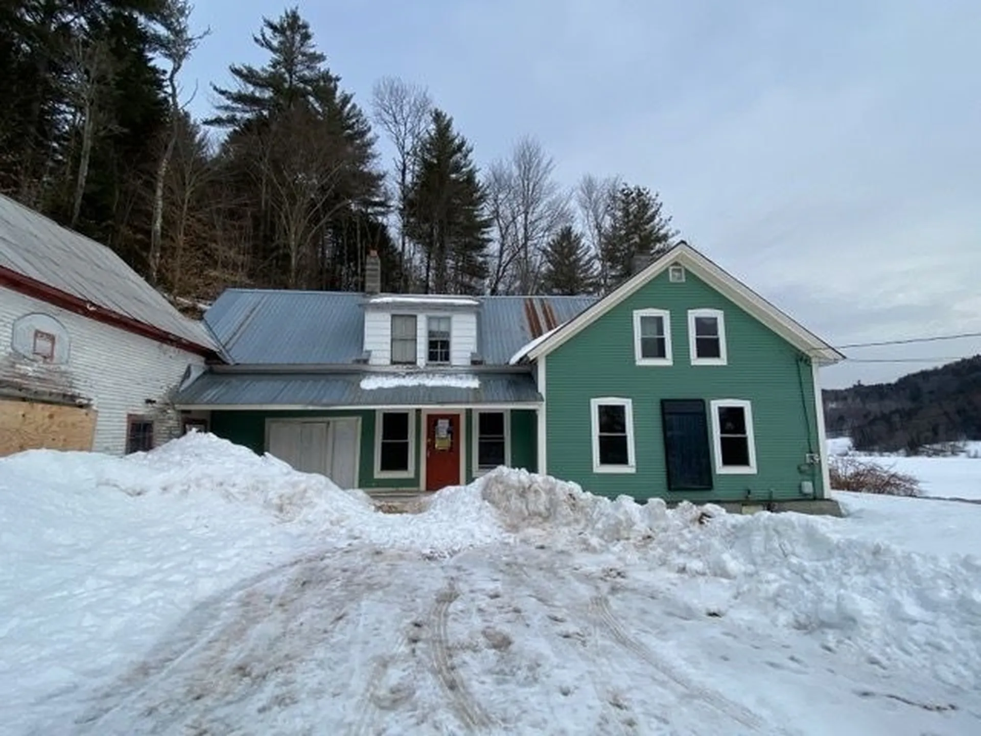 192 Elmore Road Worcester VT 05682