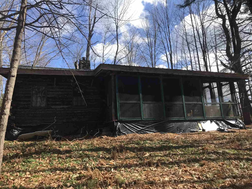 135 Little Hill Road Webster NH 03303