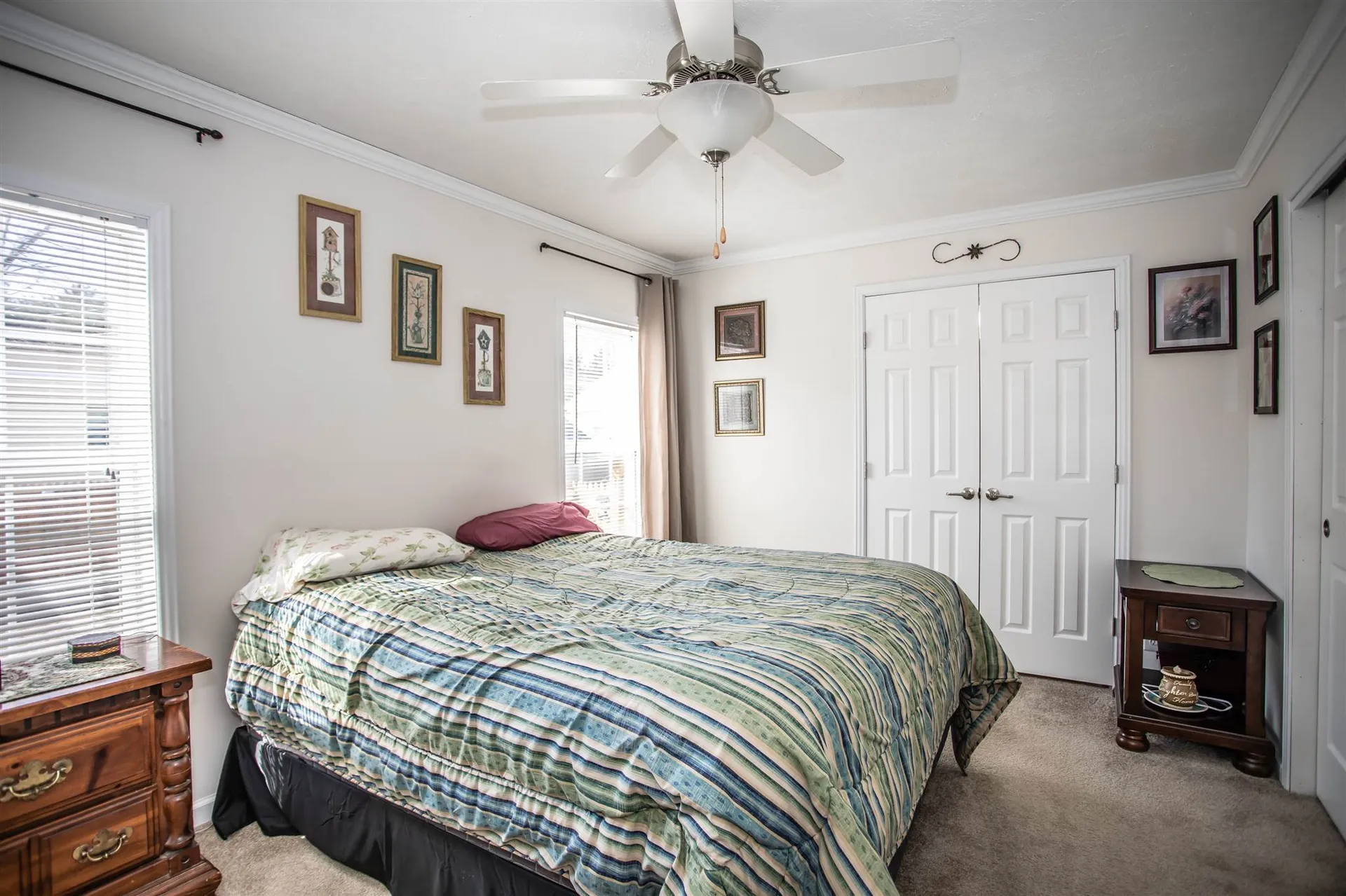 15 Hunter Boulevard Londonderry NH 03053