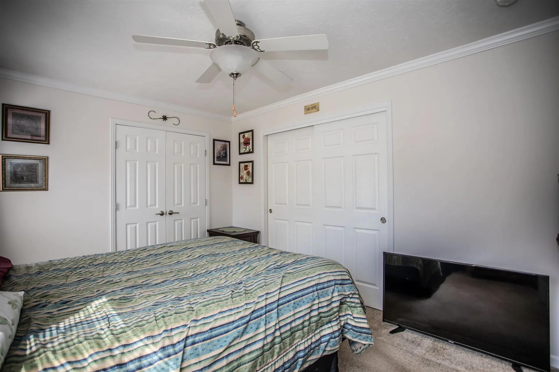 15 Hunter Boulevard Londonderry NH 03053
