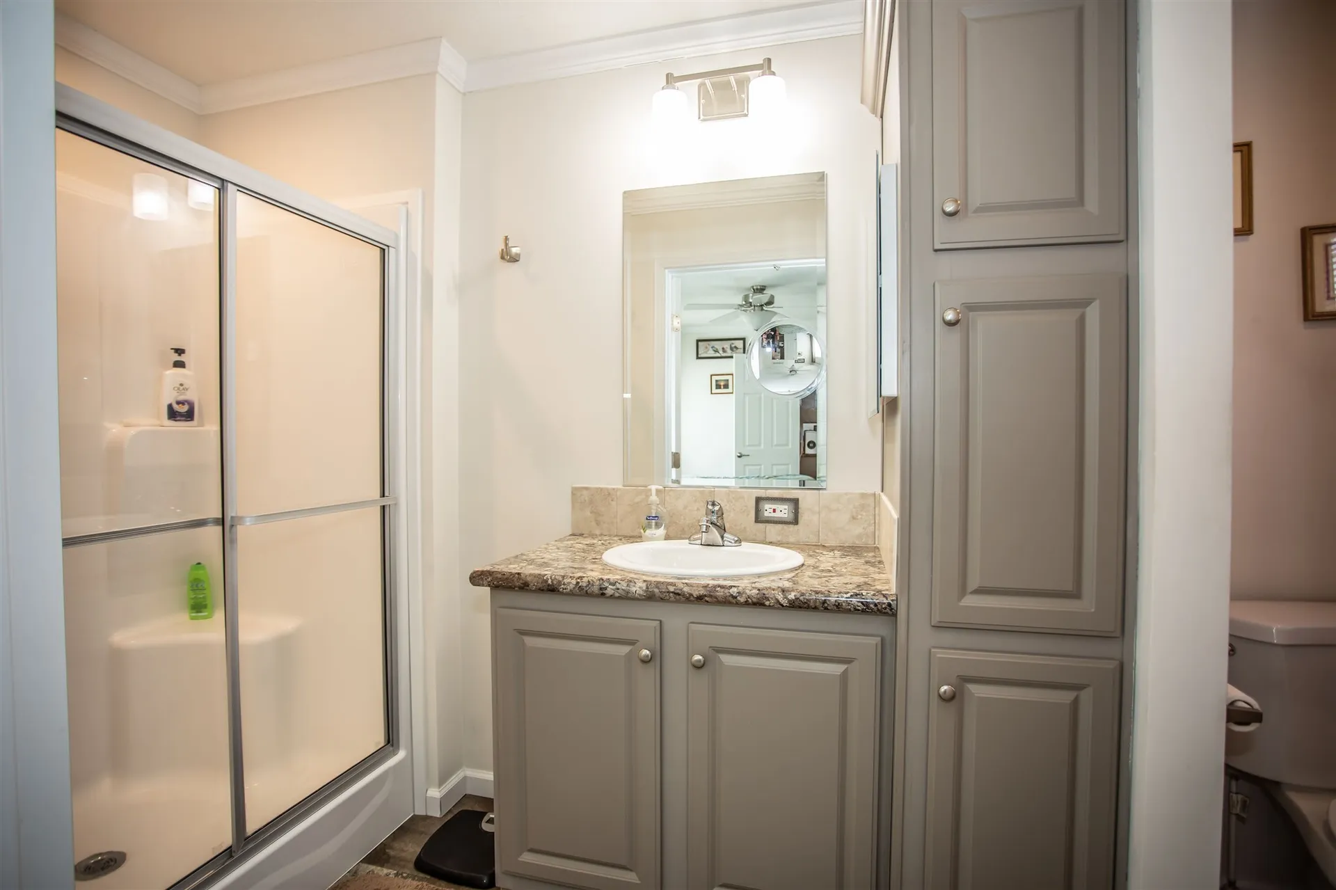 15 Hunter Boulevard Londonderry NH 03053