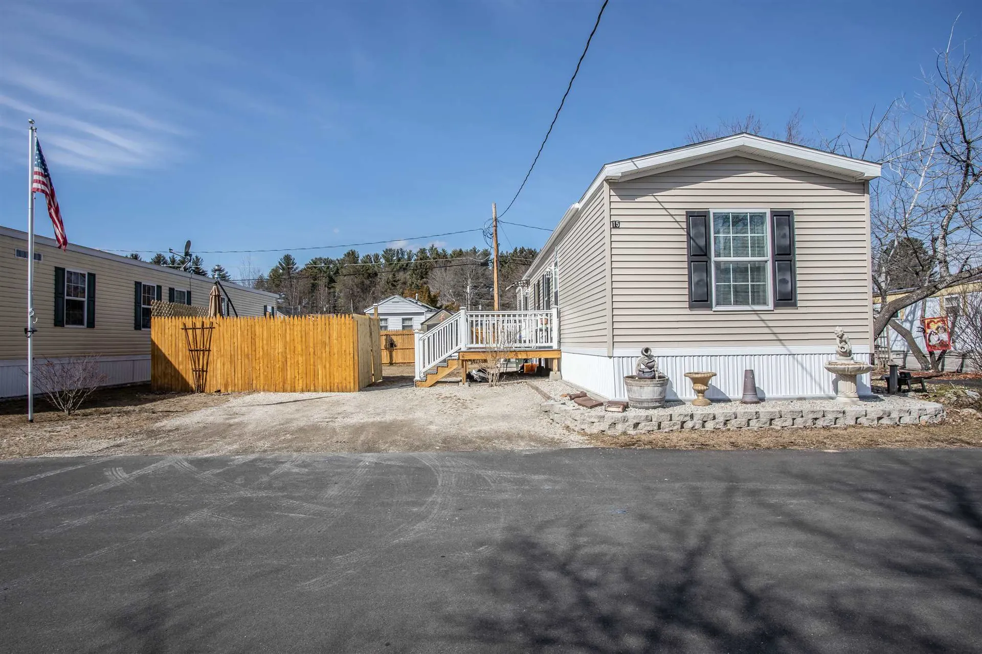 15 Hunter Boulevard Londonderry NH 03053