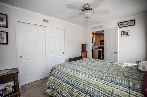 15 Hunter Boulevard Londonderry NH 03053