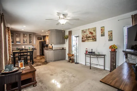 15 Hunter Boulevard Londonderry NH 03053