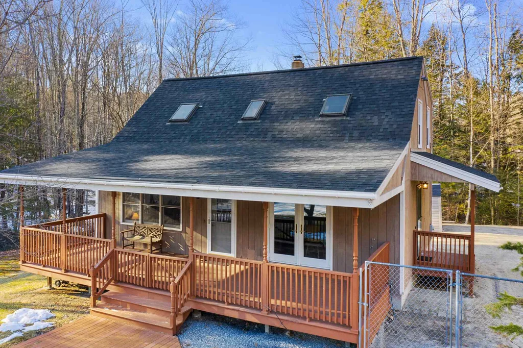 10 Shady Hill Road Weare NH 03281