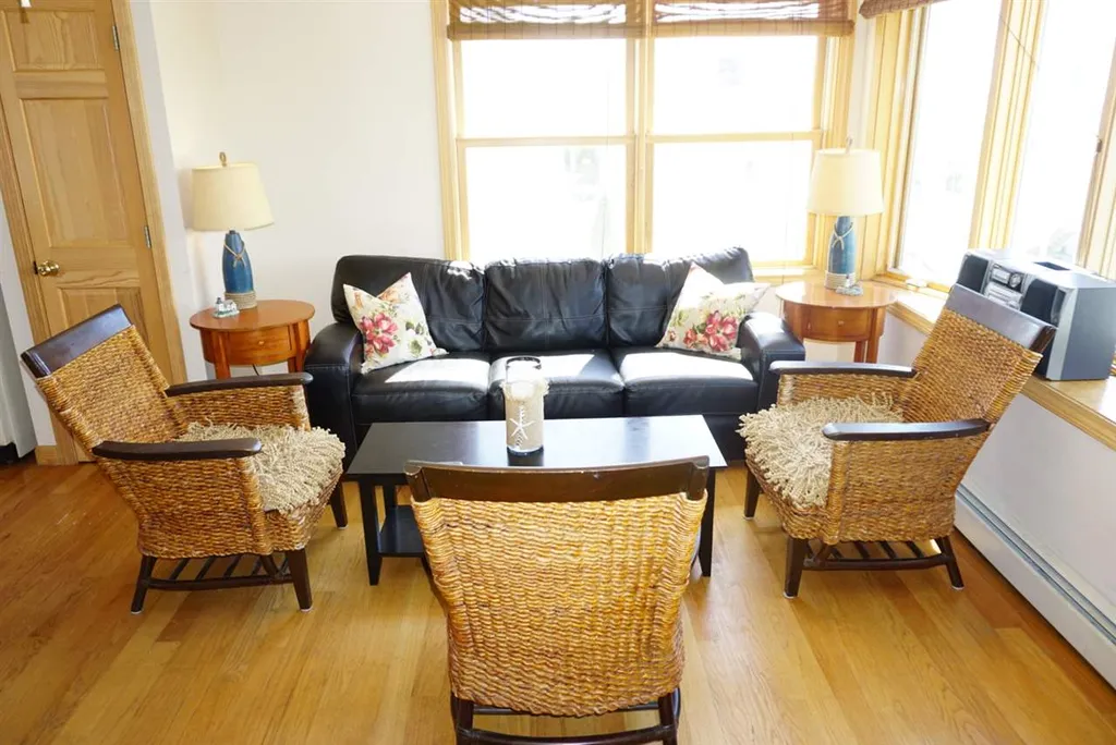 16 Dover Avenue Hampton NH 03842