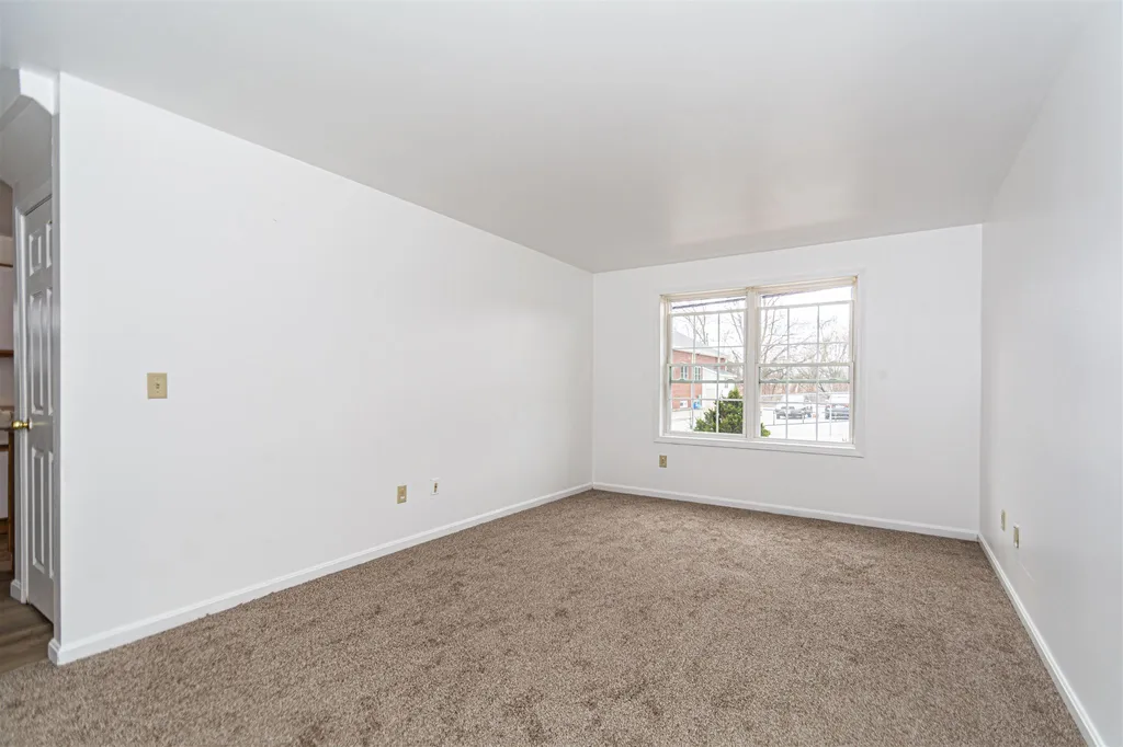 104 Lock Street Nashua NH 03064