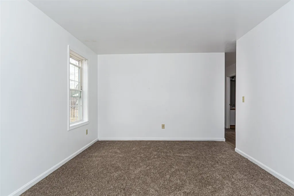 104 Lock Street Nashua NH 03064