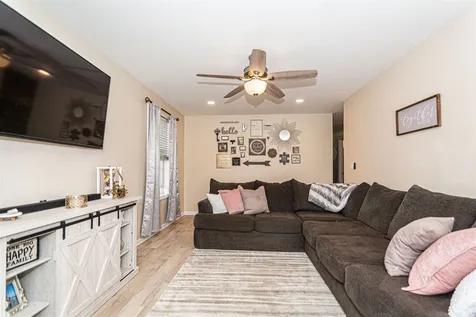 104 Lock Street Nashua NH 03064