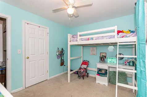 104 Lock Street Nashua NH 03064