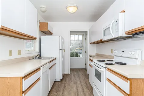 104 Lock Street Nashua NH 03064