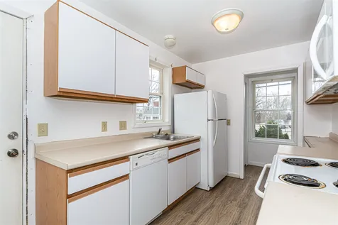 104 Lock Street Nashua NH 03064