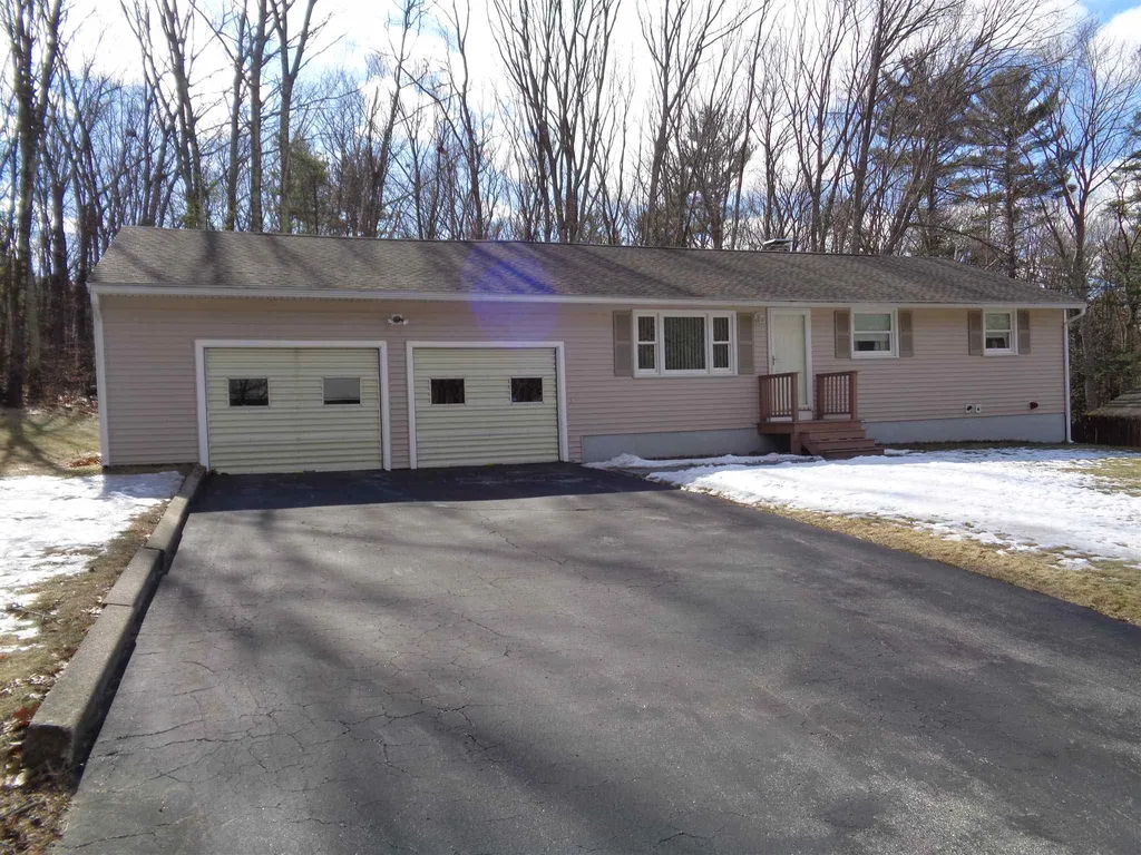 42 Country Club Lane Merrimack NH 03054