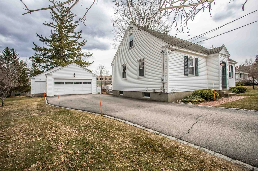 11 Linden Street Milford NH 03055