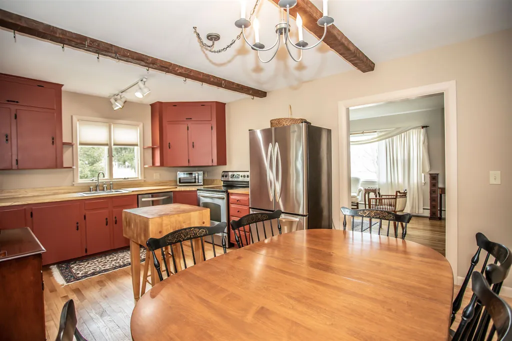 11 Linden Street Milford NH 03055