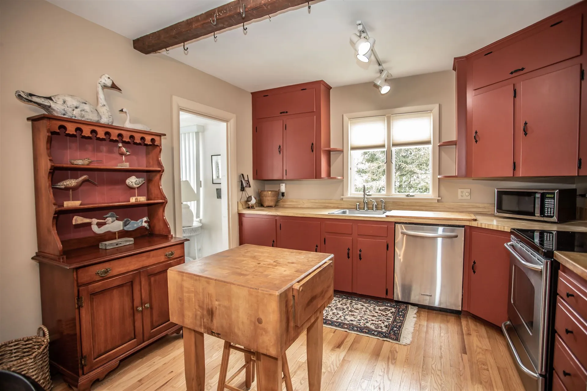 11 Linden Street Milford NH 03055