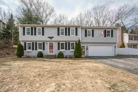 12 Hyacinth Drive Nashua NH 03062