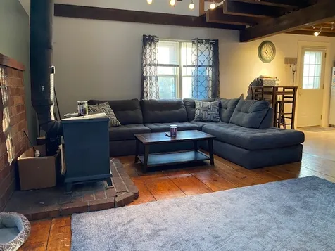 28 Roy Street Raymond NH 03077