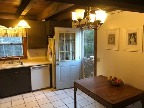 28 Roy Street Raymond NH 03077