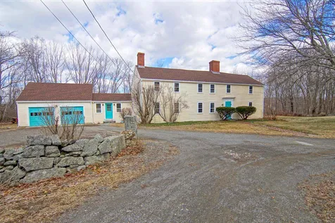 94 Dearborn Road Greenland NH 03840