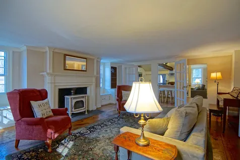 94 Dearborn Road Greenland NH 03840