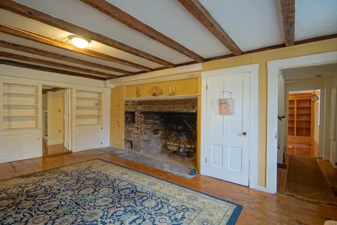 94 Dearborn Road Greenland NH 03840