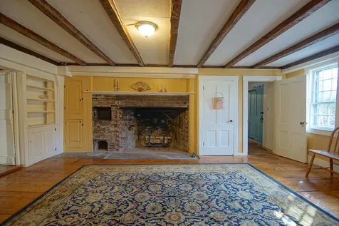 94 Dearborn Road Greenland NH 03840
