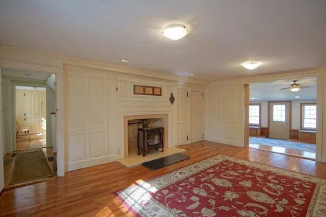 94 Dearborn Road Greenland NH 03840