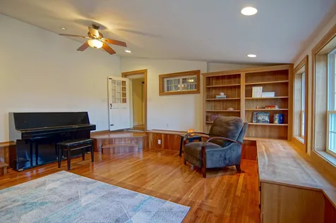 94 Dearborn Road Greenland NH 03840