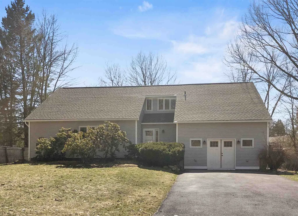 32 Tracy Lane Shelburne VT 05482