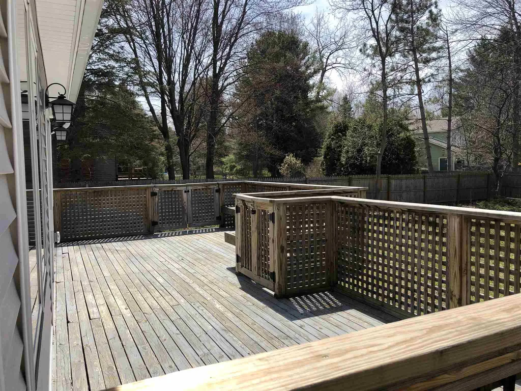 32 Tracy Lane Shelburne VT 05482