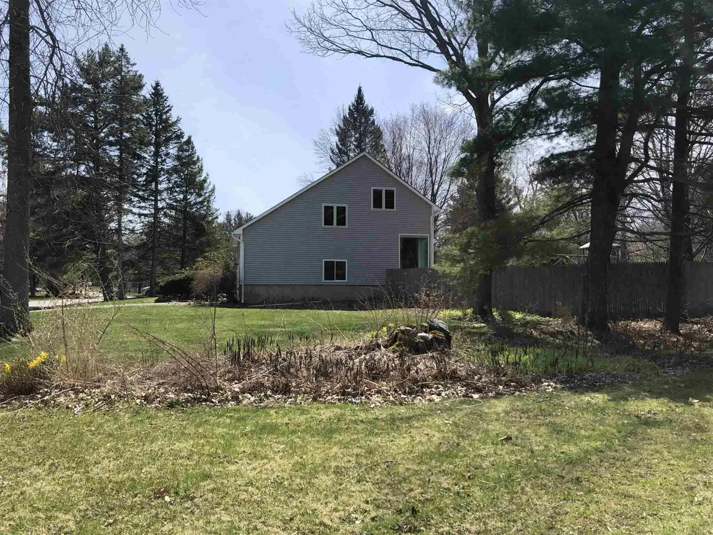 32 Tracy Lane Shelburne VT 05482