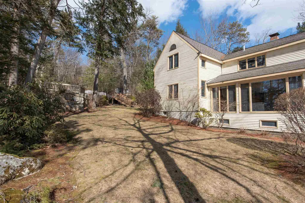 75 Spindle Point Road Meredith NH 03253