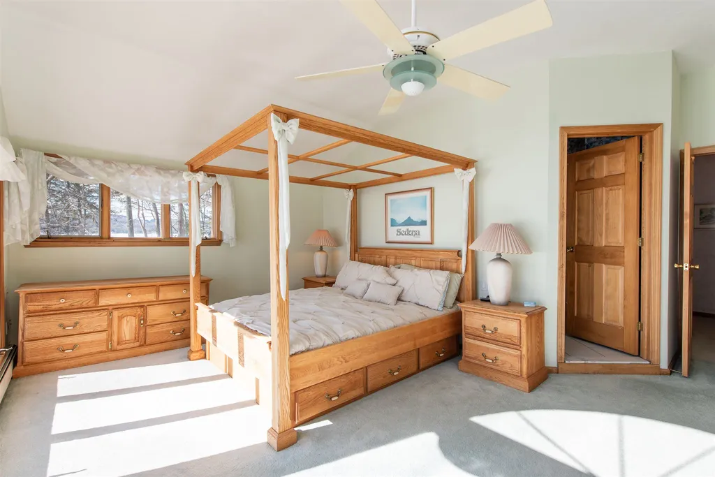 75 Spindle Point Road Meredith NH 03253