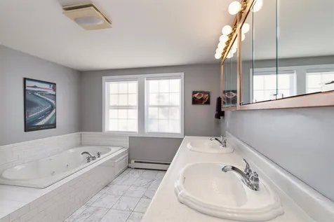 52 Pinnacle Drive South Burlington VT 05403