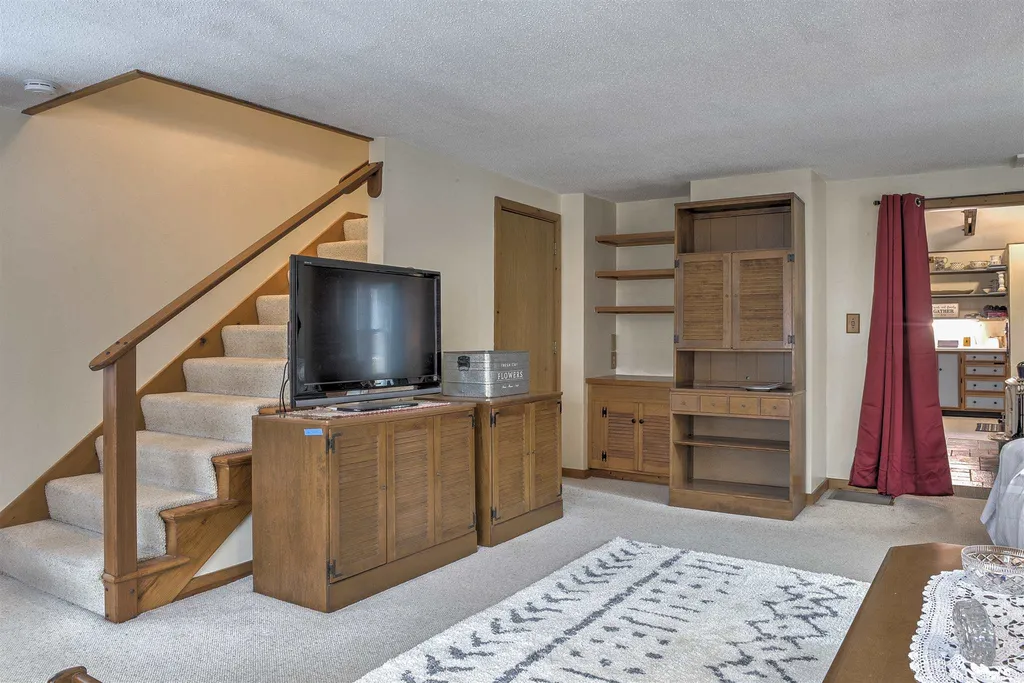 232 Reed Road Gilsum NH 03448