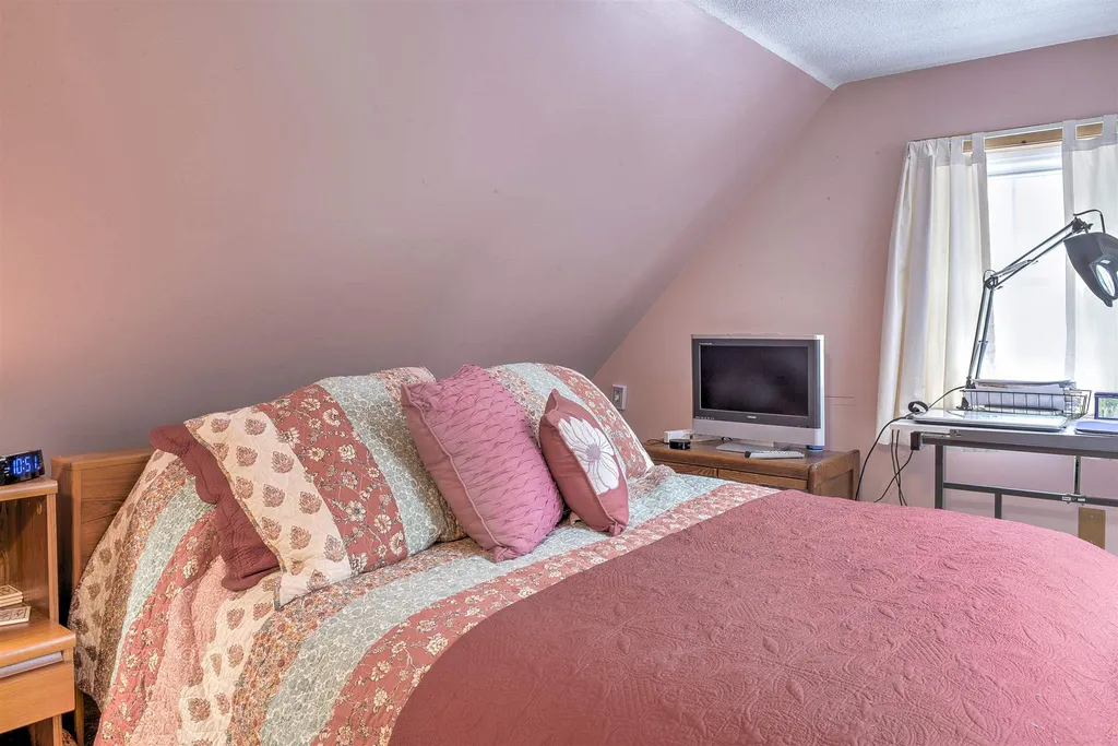 232 Reed Road Gilsum NH 03448