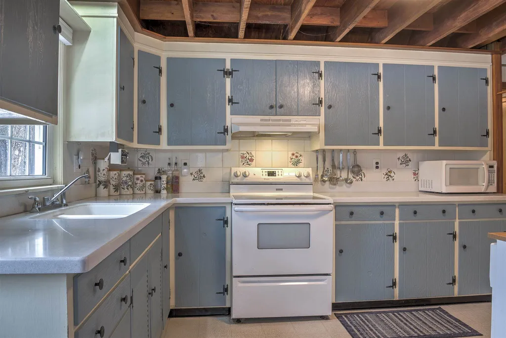 232 Reed Road Gilsum NH 03448