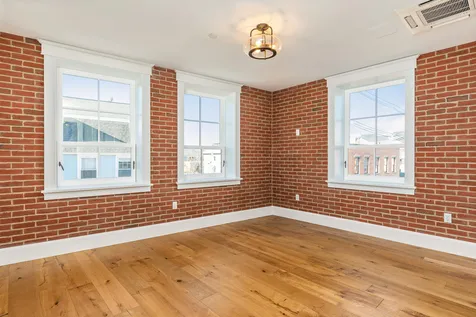 175 Market Street Portsmouth NH 03801