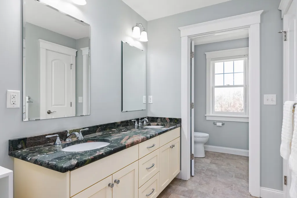 25 Recreation Road Rye NH 03870
