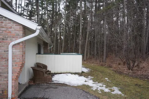 225 Ledgewood Circle Burlington VT 05401